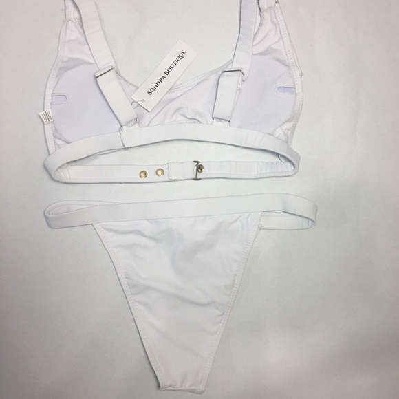 Sexy white straps buckle swimsuit bikini - Picture 4 of 4